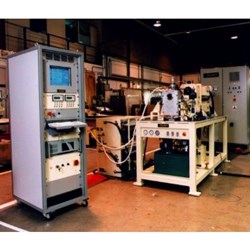 英國(guó)PLINT TE103 開環(huán)路雙輥/三輥試驗(yàn)機(jī)