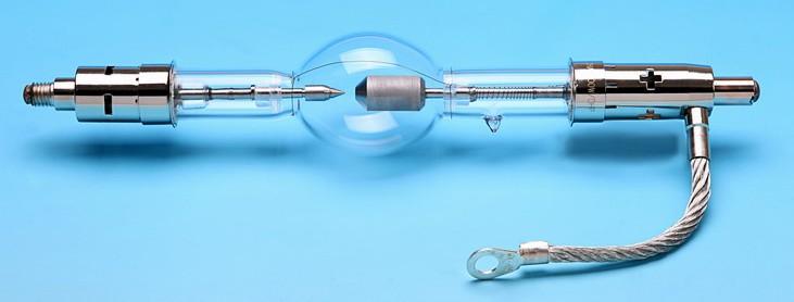 氙燈/光纖光譜儀/紅外觀察儀/光電探測(cè)器/壓電陶瓷/濾光片