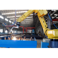 山東青島自動化設備，自動焊接機器人